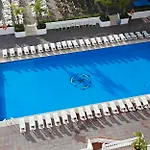 Sandos Griego 4* トレモリノス